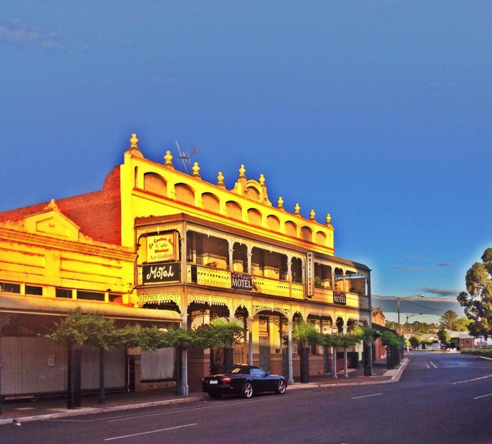 La Cochon Rose Motel Saint Arnaud Dış mekan fotoğraf