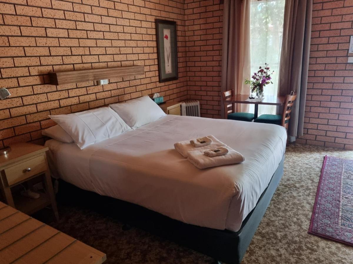 La Cochon Rose Motel Saint Arnaud Dış mekan fotoğraf